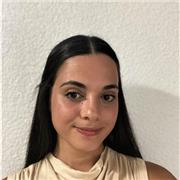 Profesora de  primaría, de la ESO, y de bachiller con especialidad en ciencias